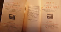 Essais de Messire Michel de Montaigne publiés sur l'exemplaire de Bordeaux avec une introduction par Fortunat Strowski.
MONTAIGNE Michel de