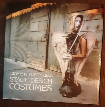 Dionyssis Fotopoulos Scénographie Costumes 1985 - 1995
Fotopoulos, Dionysis. Dionysis Fotopoulos