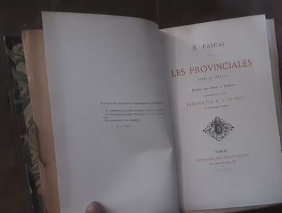 Les provinciales
texte de 1656-57 , publiées avec notes et variantes et précédées d'une préface par M.S. De Sacy
