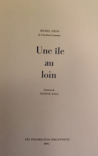 Une île au loin