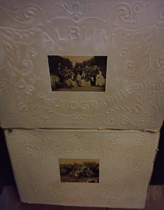 Dans l’intimité de personnages  1850 - 1900 et le deuxième album dans l’intimité de personnages illustres 1860-1905