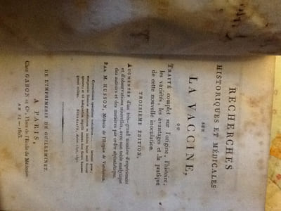 Recherches historiques et médicales sur la Vaccine -
HUSSON H. M.