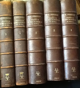 Grandezza e decadenza di Roma Volume primo: La conquista dell'Impero. Volume secondo: Giulio Cesare. Volume terzo: Da Cesare ad Augusto . Volume quarto: La repubblica di Augusto. Volume quinto: Augusto e il Grande Impero