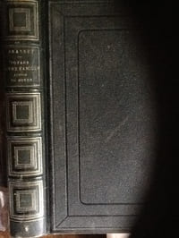 Voyage d'une famille autour du monde a bord de son yacht Le Sunbeam . Raconte par la mere et traduit de l'Anglais par J. Butler.
BRASSEY, Annie.