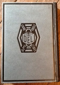 la deuxieme division blindee general Leclerc combattants et combats en France presente par un groupe d'officiers et d'hommes de la division.
la 2 db