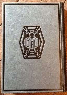 la deuxieme division blindee general Leclerc combattants et combats en France presente par un groupe d'officiers et d'hommes de la division.
la 2 db. ...