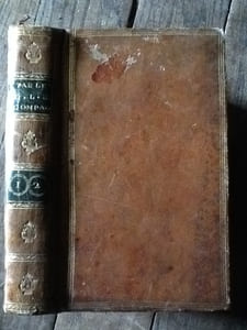 Tableaux de la bonne compagnie. A Paris. Traits caracteristiques,anecdotes secretes,politiques,morales et litteraires recueillies dans les societes de bon ton pendant les années 1786 et 1787.