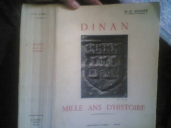 DINAN, MILLE ANS D'HISTOIRE. 

