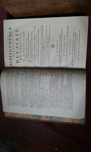 Bibliothèque portative des Pères de l'église où, sur chaque Père, on expose :  I. L'histoire abrégée de sa vie ; II. L'analyse de ses principaux ouvrages ; III. Le précis de sa doctrine ; IV. Quelques sentences tirées de ses écrits (...). Par un directeur
