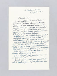 Lettre autographe signée datée du 23 juillet 1954 [adressée à l'écrivain et érudit bordelais Armand Got] : "Le Chant matinal de Camille Lecrique n'est-il pas difficile pour les petits, avec le chant d'oiseau treille immense et l'Orient qui émerge ? Miss Barbe Bleuette de Lise Deharme ne m'avait pas enchanté. C'est bien baclé et sans chant. Enfin, le Zèbre de Desnos, cheval des ténèbres ? (sans doute pour la rime) est difficile aussi pour les gosses. "