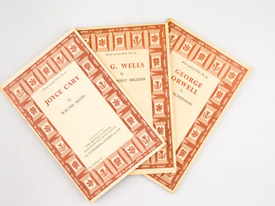 Collection "Writers and their Works" from number 1 through number 236 : Francis Bacon ; Beaumont & Fletcher ; Richard Hooker ; Marlowe ; Skelton ; Bunyan ; Congreve ; Dryden ; Milton ; Herrick ; Webster ; Defoe ; Gray ; Hume ; Sheridan ; Smollett ; Swift ; Bagehot ; Coleridge ; Disraeli ; Gissing ; Hardy ; Hazlitt , Peacock ; Ruskin ; Shelley ; Swinburne ; Chesterton ; Madox Ford ; Fry ; Joyce ; Lewis ; Masefield ; Moore ; Priestley ; Wesker, etc. etc.