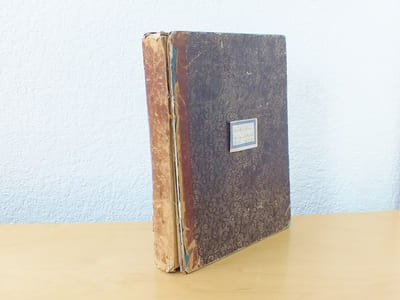 Histoire de la vie et des vertus de Mgr. Caire protonotaire apostolique  décédé à Lyon le 5 juillet 1856 ( 1797 - 1856 ) [ Biographie manuscrite inédite d'un prêtre marseillais, aumônier d'Henri IV et de Louis le Grand, contemporain de Lamennais, Frayssinous, Quelen et Mgr. de Mazenod, ami de Mgr. de Salinis et co-directeur du collège de Juilly ]