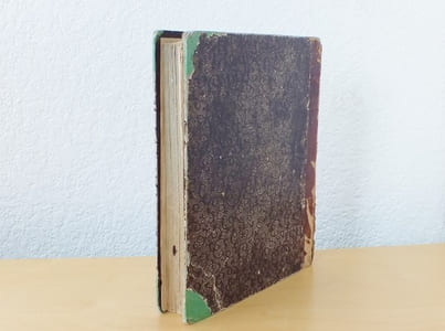 Histoire de la vie et des vertus de Mgr. Caire protonotaire apostolique  décédé à Lyon le 5 juillet 1856 ( 1797 - 1856 ) [ Biographie manuscrite inédite d'un prêtre marseillais, aumônier d'Henri IV et de Louis le Grand, contemporain de Lamennais, Frayssinous, Quelen et Mgr. de Mazenod, ami de Mgr. de Salinis et co-directeur du collège de Juilly ]