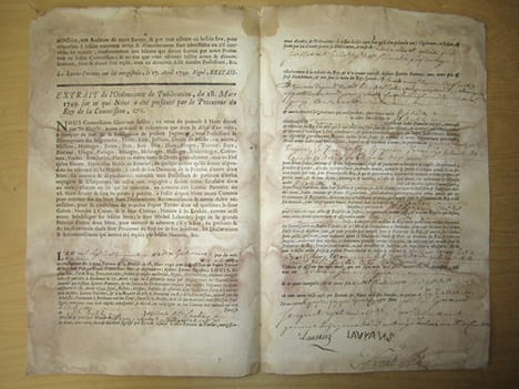 Extrait des Lettres Patentes du Roy, pour le Terrier du Domaine de la Prévôté d'entre deux Mers du 18 Mars 1749 [ Pièce pré-imprimée complétée et ...