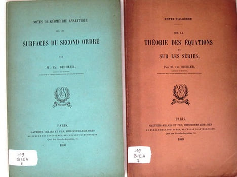 [ Lot de 9 titres en édition originale ] Notes d'Algèbre. Sur les Equations linéaires. [ On joint : ] Théorie des Points singuliers dans les Courbes ...