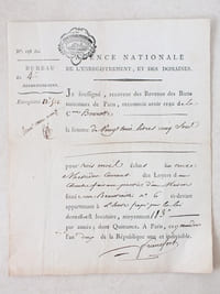 "Je soussignée, receveur des Revenus des Biens Nationaux de Paris, reconnois avoir reçu de la Citoyenne Bourotte la somme de vingt-huit livres cinq sols pour trois mois échus au treize Messidor courant des Loyers d'une Chambre faisant partie d'une Maison située rue Beautreillis n°6 ci-devant appartenant à l'Hoste frappé par la loi dont elle est locataire, moyennant 113 Livres par année ; dont Quittance, ce 17 messidor l'an deux de la République Une et Indivisible"
