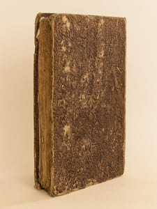 Annales de Chimie et de Physique. Année 1816 - Volume I - Tome Premier [ Tome 1 ]  : Sur les Puissances réfractives et dispersives de certains liquides et des vapeurs qu'ils forment (Arago et Petit) ; Note sur le Principe colorant du sang des Animaux (Vauquelin) ; Expériences sur la combustion du Diamant et d'autres substances carbonacées (Humphry Davy) ; Observations sur l'oxidation de quelques métaux (Gay-Lussac) ; Relation de la chute d'une pierre météorique tombée dans les environs de Langres (Virey) ; Sur la hauteur relative des Niveaux de la mer Noire et de la mer Caspienne (Maurice d'Engelhardt et François Parrot) ; Tables des dilatations linéaires qu'éprouvent différentes substances depuis le terme de la congélation de l'eau jusqu'à celui de son ébullition d'après les expériences de MM. de Laplace, Lavoisier, Smeaton, Roy ; Description d'un nouveau Baromètre portatif (Gay-Lussac) ; Mémoire sur l'air inflammable des mines de charbon (Humphry Davy) ; Observations sur l'influence que le vent apporte dans la propagation du son (Delaroche) ; Note sur un phénomène remarquable qui s'observe dans la diffraction de la lumière (Arago) ; Sur les lois que l'on observe dans la distribution des formes végétales (Alex. de Humboldt) ; Mémoire sur la Diffraction de la lumière, où l'on examine particulièrement le phénomène des franges colorées que présentent les ombres des corps éclairés par un point lumineux (Fresnel) ; Essai d'une classification naturelle pour les Corps Simples (Ampère) ; Suite de l'Essai (Ampère) ; Sur les lampes de sûreté de Sir Humphry Davy ; Justification de la Théorie de M. Dalton, sur l'absorption des Gaz par l'eau, contre les conclusions de M. de Saussuren par M. John Dalton ; Sur les combinaisons de l'Azote avec l'Oxigène (Gay-Lussac) ; Sur la vertu électrique de quelques minéraux (M. Haüy)