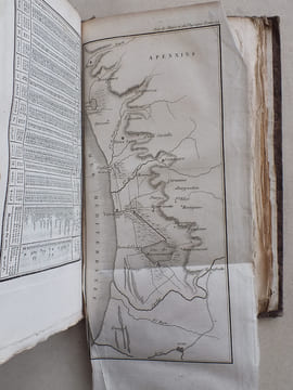 Annales de Chimie et de Physique. 1825 - Volume 2 : Tome Vingt-Neuvième [ Tome 29 - Tome XXIX ] : Mémoire sur une nouvelle Expérience ...