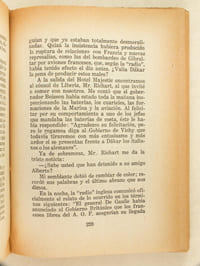 Tempestad en Africa. De Gaulle contra Petain [ Edition originale - Livre dédicacé par l'auteur ]