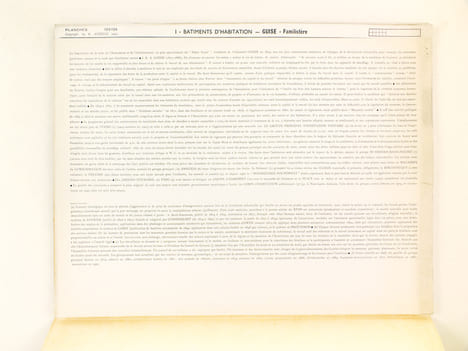 Encyclopédie de l'urbanisme Documents d'Urbanisme Fascicule n° 10 [ Contient : ] 133-134 : Familistère. Guise - 135 : The lawn. Harlow I - 317 : ...