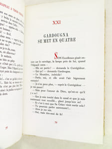 Le chapeau à trois cornes.