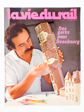 La Vie du Rail [ lot de numéros avec des 8 articles relatifs au modélisme ferroviaire ] : n° 1659 des gares pour Beaubourg (septembre 1978) ; n° 1674 ...