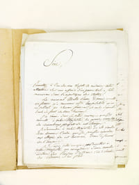 [ Un plagiat sous l'Empire ou les conseils du Baron Walckenaer au libraire Dentu - Année 1811 ] Dossier recueillant 11 lettres et documents autographes du géographe Walckenaer conseillant l'éditeur Gabriel Dentu dans l'affaire du plagiat de Pinkerton par Malte-Brun, et 1 lettre autographe signée de Gabriel Dentu. Les stratégies élaborées par Walckenaer pour son ami Gabriel Dentu n'auront pas tout le succès espéré, mais révèlent un homme supérieurement doué, familier des puissants du temps et des rapports de pouvoir.