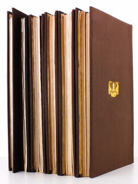 Comédie Française - revue mensuelle de la Comédie-Française , lot de 7 saisons, de 1971 - 1972 à 1977 - 1978 (numéros 1 à 70 sauf les n° 47, 48, 49, ...