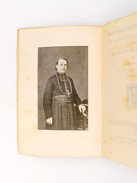 Monseigneur Saivet , évêque de Mende (1872-1876) et de Perpignan (1876-1877) d'après sa correspondance ses écrits, Tome I ( 1 ). Chan. EM. ROUS