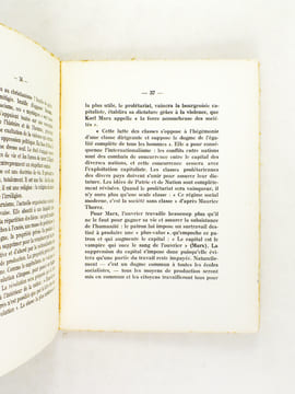 Les catholiques dans le monde sans âme [ Livre dédicacé par l'auteur ]. PEYRADE, Jean