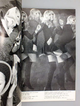 Moda in Pelle , Trimestrale Anno V - Numero 12 , Marzo 1971 ( Moda in Pelle, Rassagna delle Calzature Italiane, borse e abbligliamento in pelle - ...