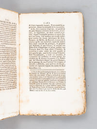 Vues d'un Français sur les Preuves de Noblesse ; Et par occasion, sur divers objets religieux, politiques, moraux, civils et militaires, tels que le Clergé, les deux Chambres, la Force armée, quelques Livres, Variétés, etc. etc. [ Edition originale ]