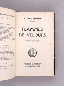 Flammes de Velours. Roman Cosmopolite [ Edition originale ]
