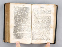 Procès Criminel des ex-Ministres (2 Tomes - Complet) [ Edition originale ] Procès Criminel des ex-ministres, orné de leur portrait gravés avec soin, Contenant le rapport au roi, les ordonnances de juillet, le rapport de M. Bérenger, l'acte d'accusation, les interrogatoires, la relation exacte et détaillée de tous les débats, séance par séance, dépositions, plaidoyers et incidens de cette cause célèbre, recueillis par les meilleurs sténographes