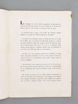 Le Crime restera-t-il impuni ? [ brochure de 1952, par le Ministère de l'Intérieur de la Province de Buenos Aires, Argentine, pour la promotion de  ...