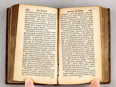 La France Galante, ou Histoires amoureuses de la Cour [Contient : ] La France Galante, ou Histoires Amoureuses de la Cour - Les Vieilles amoureuses - Histoire de la Maréchale de la Ferté - La France devenuë Italienne, avec les autres desordres de la Cour - Suite de la France Galante, ou les derniers dereglemens de la Cour - Les Amours de Monseigneur le Dauphin avec la Comtesse de Rourre - Le Divorce Royal ou Guerre civile dans la Famille du Grand Alcandre - 