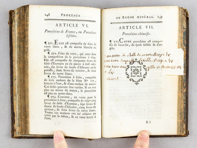 Tableau de l'Analyse Chimique ; ou Procédés du Cours de Chimie de M. Rouelle [ Edition originale - First edition, with contemporary manuscript additions ] [Avec : ] Expériences et Observations sur le Spath vitreux, ou Fluor Spathique