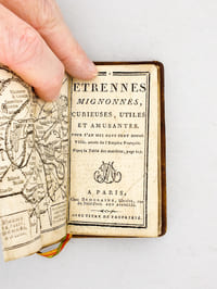 Etrennes mignonnes, curieuses, utiles et intéressantes pour l'an Mil Huit Cent Douze [ 1812 ], An VIII de l'Empire Français