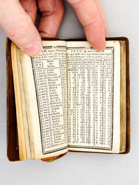 Etrennes mignonnes, curieuses, utiles et intéressantes pour l'an Mil Huit Cent Douze [ 1812 ], An VIII de l'Empire Français