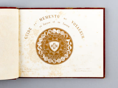 Guide et Memento du Voyageur en Suisse et en Savoie. Lucerne [ Contient 20 lithographies en couleurs : ] Lucerne, vue prise de Gutch - Panorama du Lac de Lucerne (planche double) - Lucerne. Hôtel de Schweizerhof - Lucerne. Vue des Remparts - Le Lion de Lucerne - Vue du Lac de Lucerne prise du Kussnacht - Chapelle de Guillaume-Tell - Veggis, au Lac des Quatre-Cantons - Vue du Rigi, entre le Rigi Kulm et le Rigi Staffel - Les Bains Froids sur le Rigi - Le Rigi Culm - Rigi Staffel (planche double) - Rigi Kulm (planche double) - Panorama des Alpes Bernoises vue du Rigi (planche double) - Brunnen (planche double) - Le Grutli. Lac des 4 Cantons - Chapelle de Guillaume Tell sur le Lac des 4 Cantons - Fluelen Lac des 4 Cantons - Stanztadt. Lac des 4 Cantons - Am Ort Lac des 4 Cantons