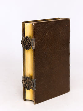 Livre du Mariage contenant les Cérémonies et la Messe du Mariage, les Cérémonies du Baptême, la Messe des Relevailles, avec des Lectures édifiantes ...