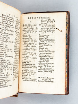 Mémoires de Messire Philippe de Comines, Seigneur d'Argenton, Contenans l'Histoire des Rois Louis XI & Charles VIII depuis l'an 1464 jusqu'en 1498. ...
