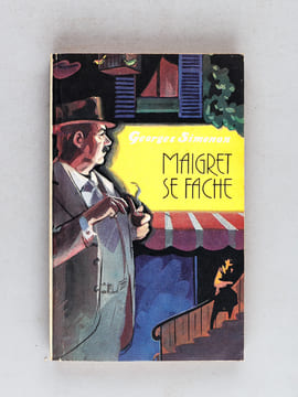[ Lot de 3 titres de Simenon en éditions soviétiques et biographie de Georges Simenon en russe ] [ Livres dédicacés par Eléonore Schraiber ] Maigret ...