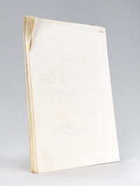 Tapuscrit corrigé de son spectacle sur La Fontaine au Théatr'O avec trois lettres signées relative au spectacle, datées d'octobre et novembre 1973 et janvier 1974, adressées au philosophe et critique Marc Soriano