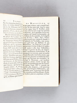 Eloges lus dans les séances publiques de l'Académie Françoise par M. d'Alembert [ Edition originale ] [ Contient : ] Eloges de Massillon, Boileau ...