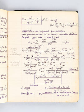 Notes de cours manuscrites : Cours de Calcul des Probabilités [ 5 cahiers manuscrits circa 1947 ] On joint une L.A.S. de Charles Pisot datée du 14 ...