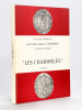Une vieille famille de Compiègne à travers les siècles. "Les Charmolüe" Généalogie [ Edition originale - Livre dédicacé par l'auteur ]. CHARMOLUE, ...