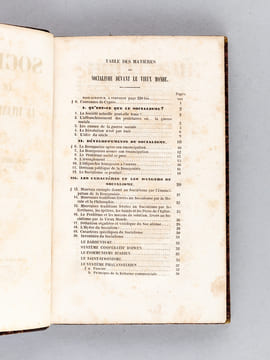 Le Socialisme devant le Vieux Monde ou le Vivant devant les Morts par V. Considérant représentant, suivi de Jésus-Christ devant les Conseils de Guerre ...