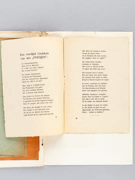 Die Poesjenellenkelder (Théâtre de Marionnettes d'Anvers) [ Avec 3 courriers manuscrits originaux ayant servis à la rédaction de l'ouvrage ]. JEANNE, ...