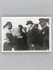 4 photos de presse réunissant le Maréchal Pétain et l'Amiral Darlan : 2 photos de Pétain et Darlan se rendant à bord du croiseur Dunkerque en rade de ...